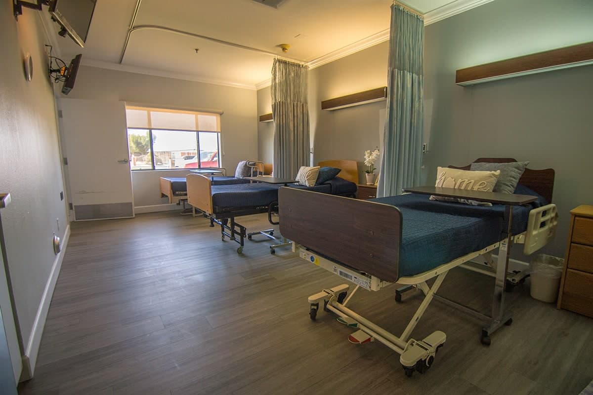 LINDSAY GARDENS NURSING & REHABILITATION photo 4