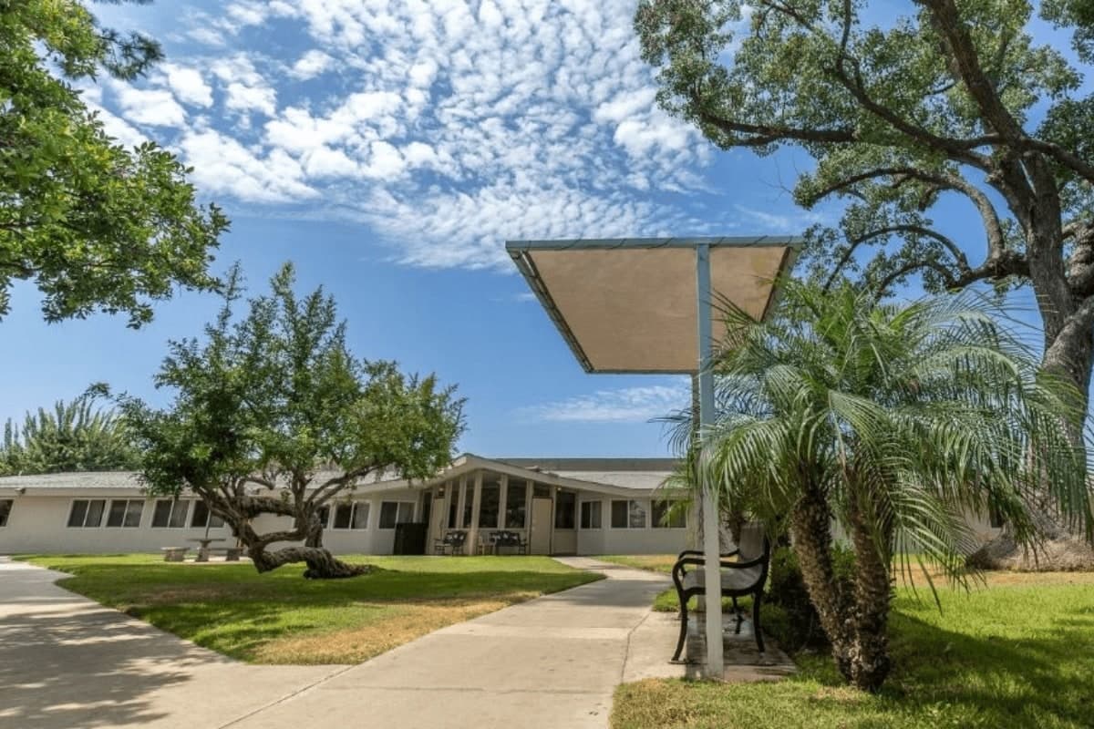 ARTESIA PALMS CARE CENTER