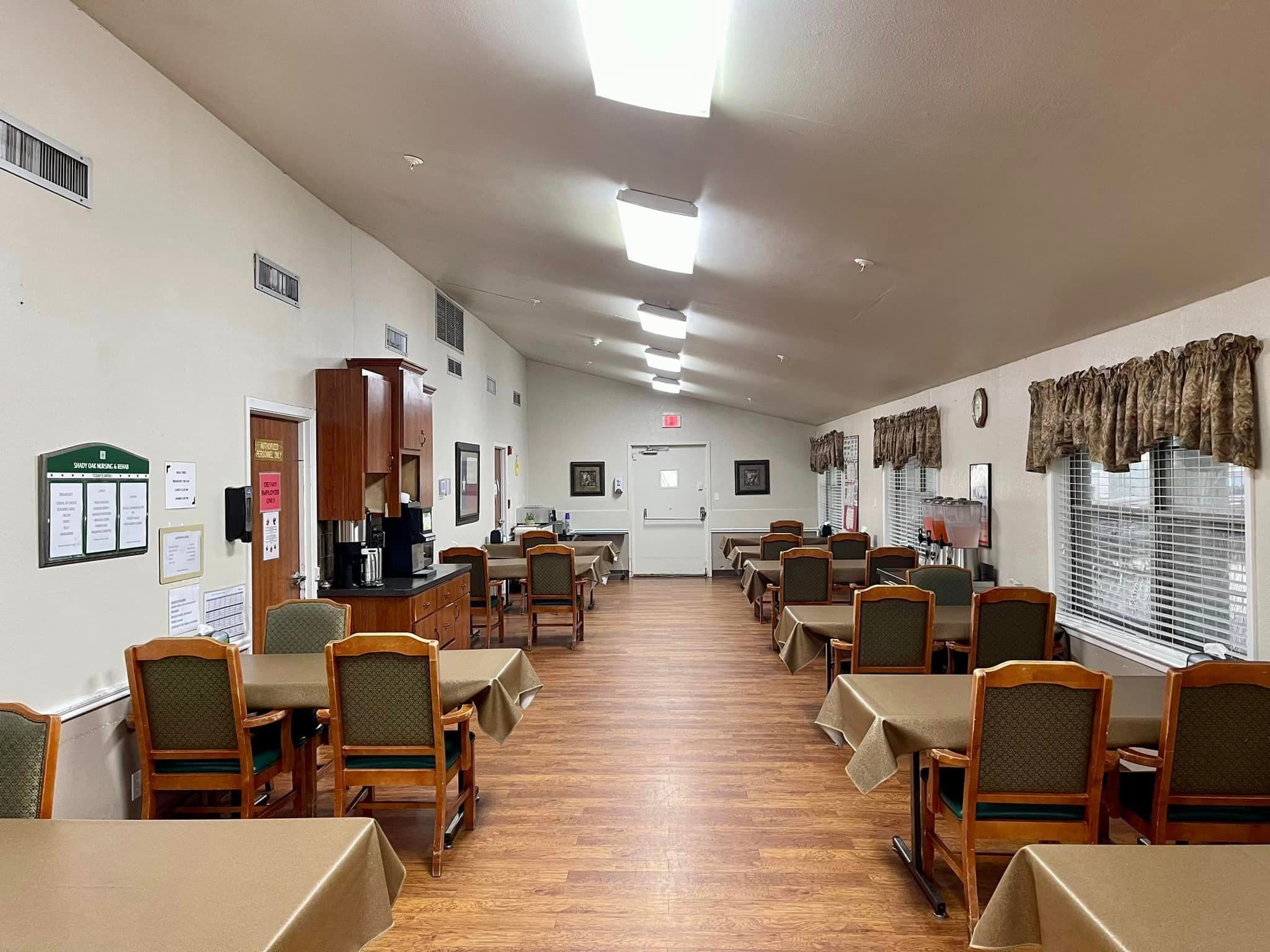 SHADY OAK NURSING AND REHABILITATION photo 3