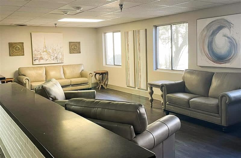 DEERINGS NURSING AND REHABILITATION LP photo 2
