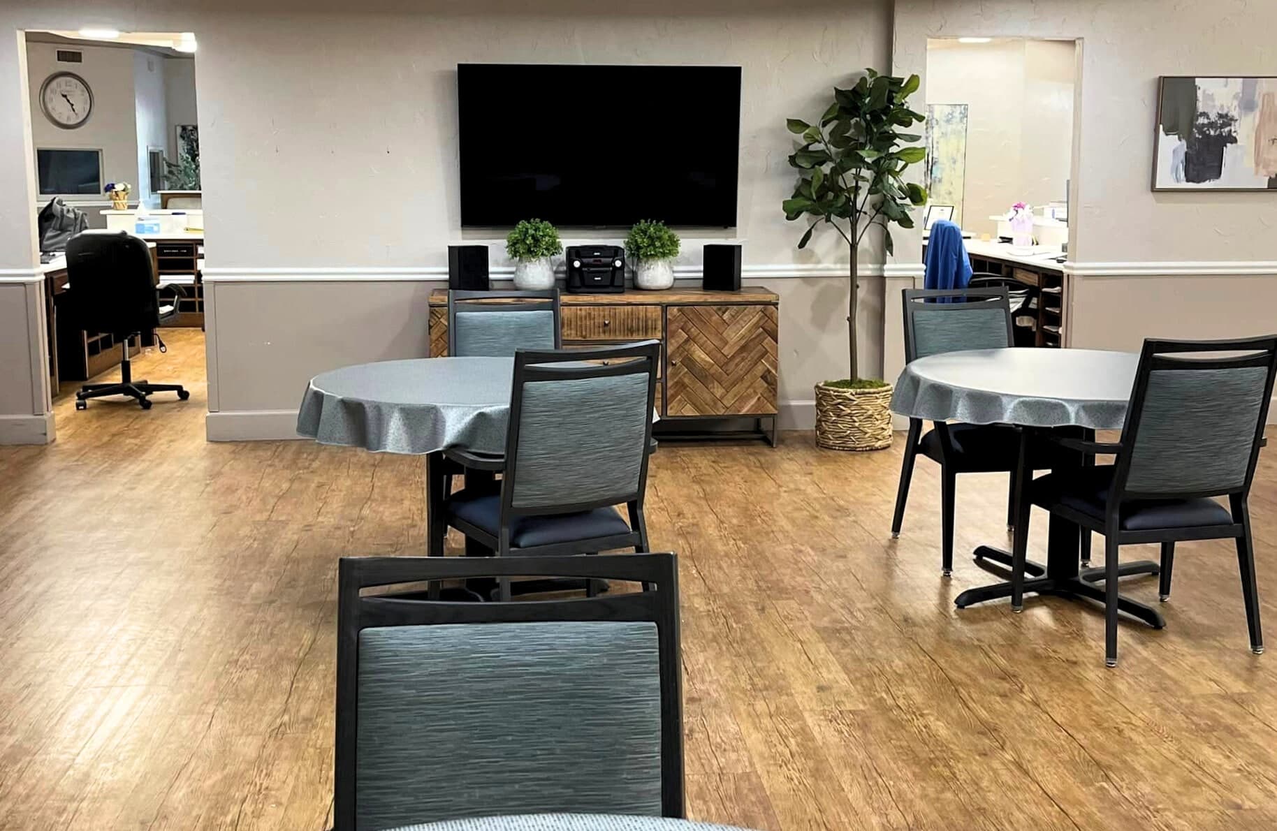 COUNTRY VIEW NURSING AND REHABILITATION photo 3