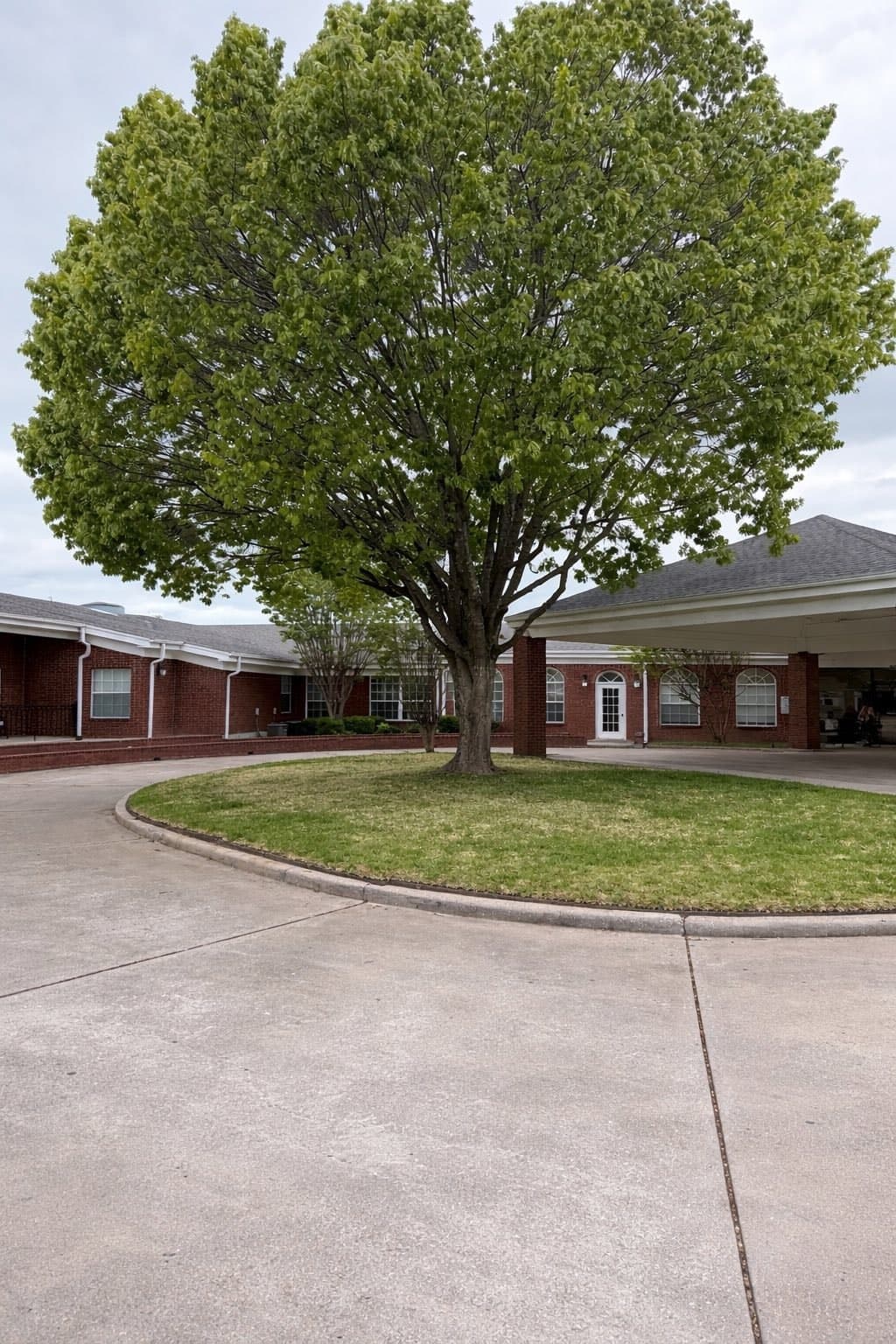 THE VILLAGE AT HERITAGE OAKS photo 1