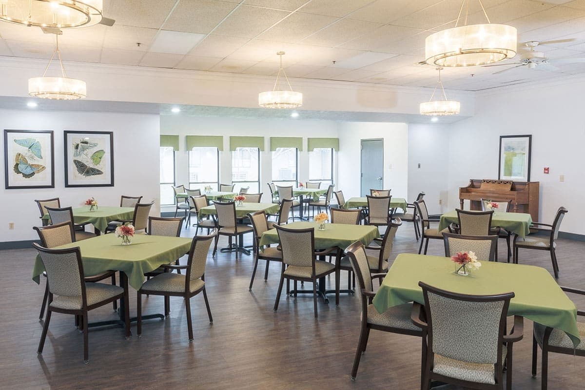 WILLOW KNOLL POST-ACUTE AND SENIOR LIVING photo 3