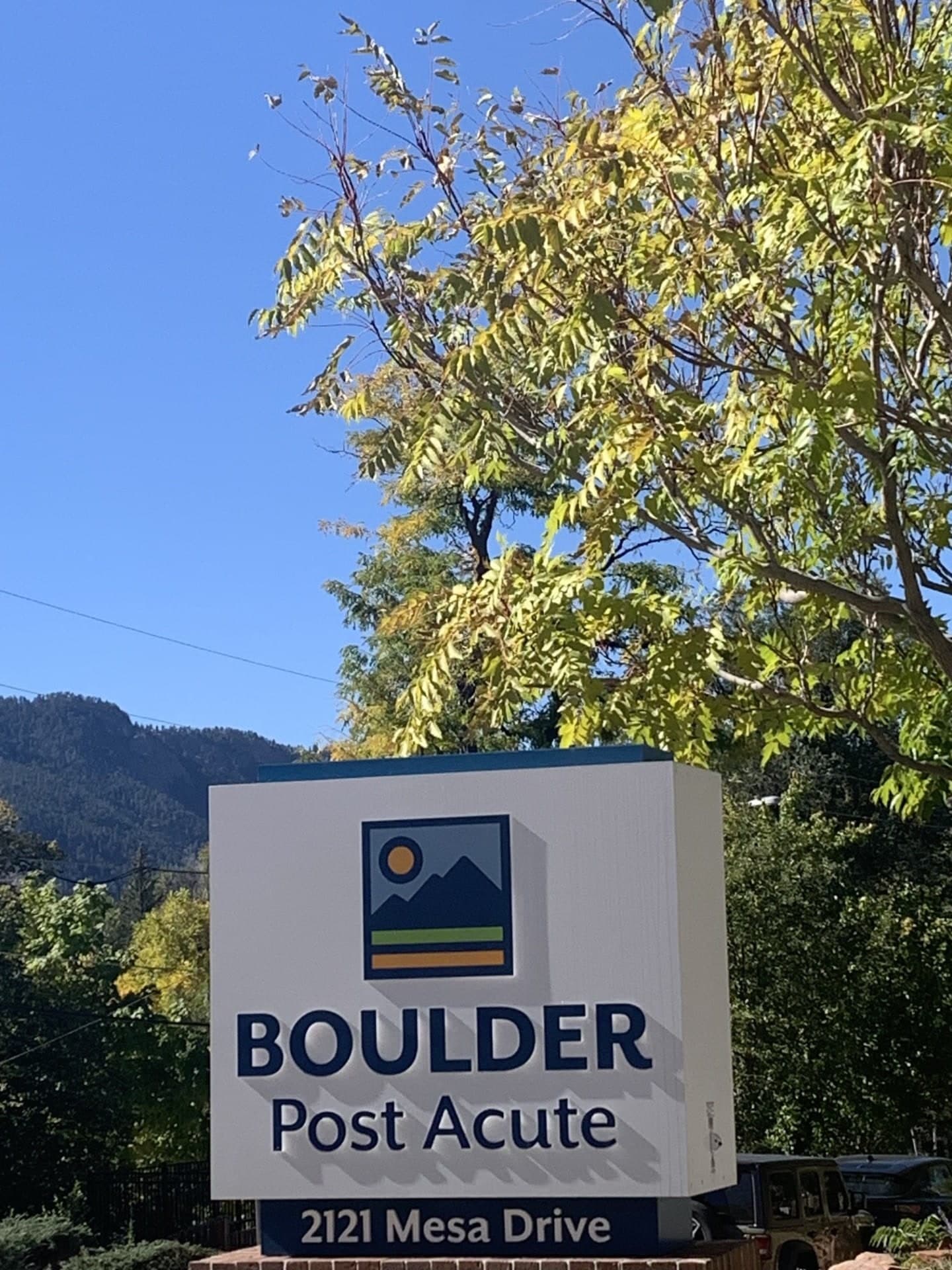 BOULDER POST ACUTE photo 1