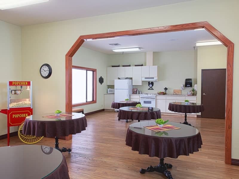 AUBURN OAKS CARE CENTER photo 6