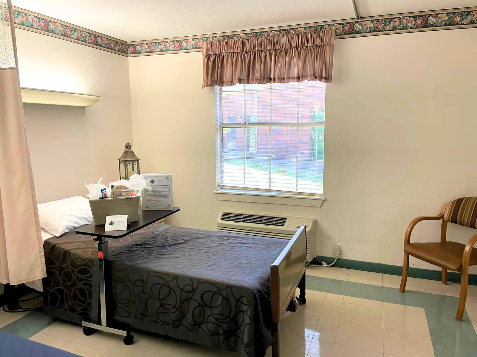 ARBORETUM NURSING AND REHABILITATION CENTER OF WINNIE photo 6