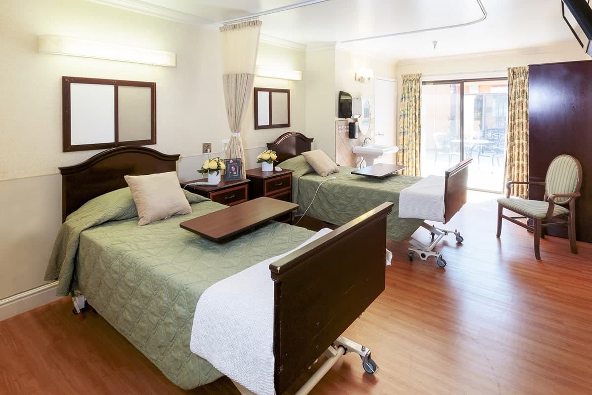 WHITE BLOSSOM CARE CENTER photo 5