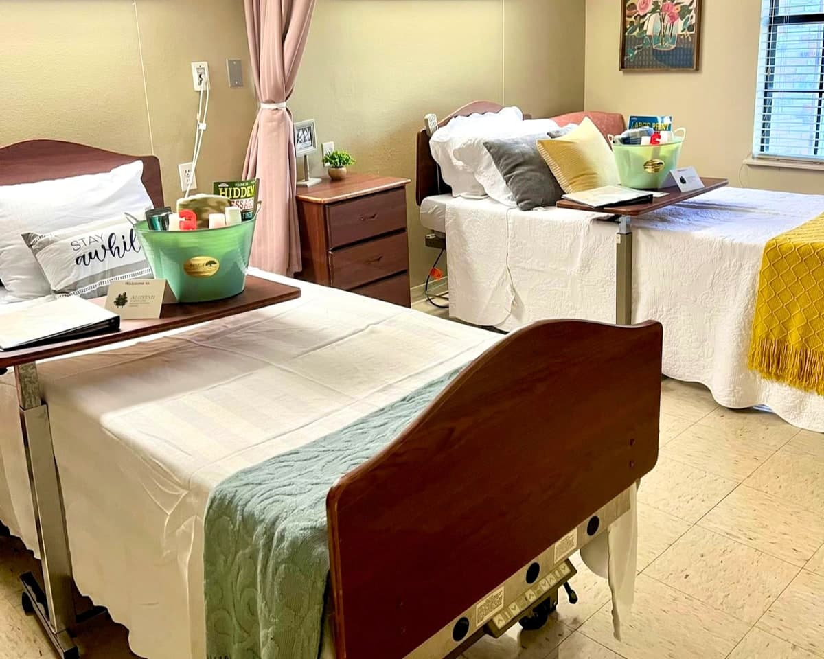 AMISTAD NURSING AND REHABILITATION CENTER photo 5