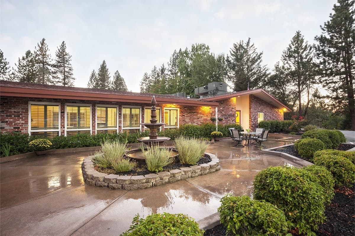 The Pines at Placerville Healthcare Center photo 1
