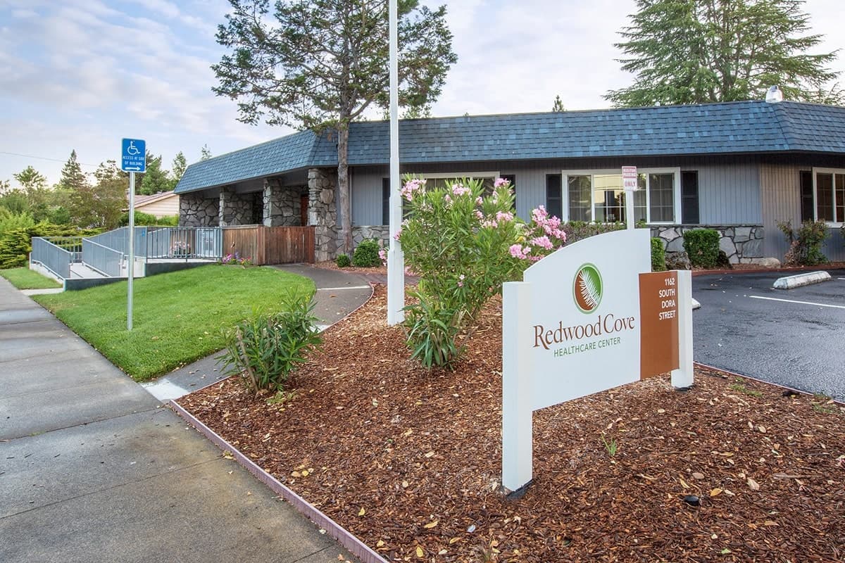 REDWOOD COVE HEALTHCARE CENTER