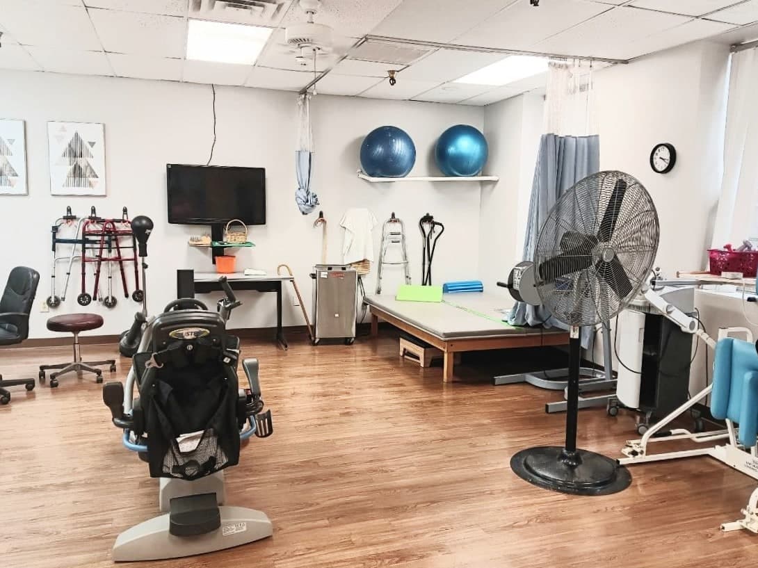 Fair Park Health & Rehabilitation Center photo 3