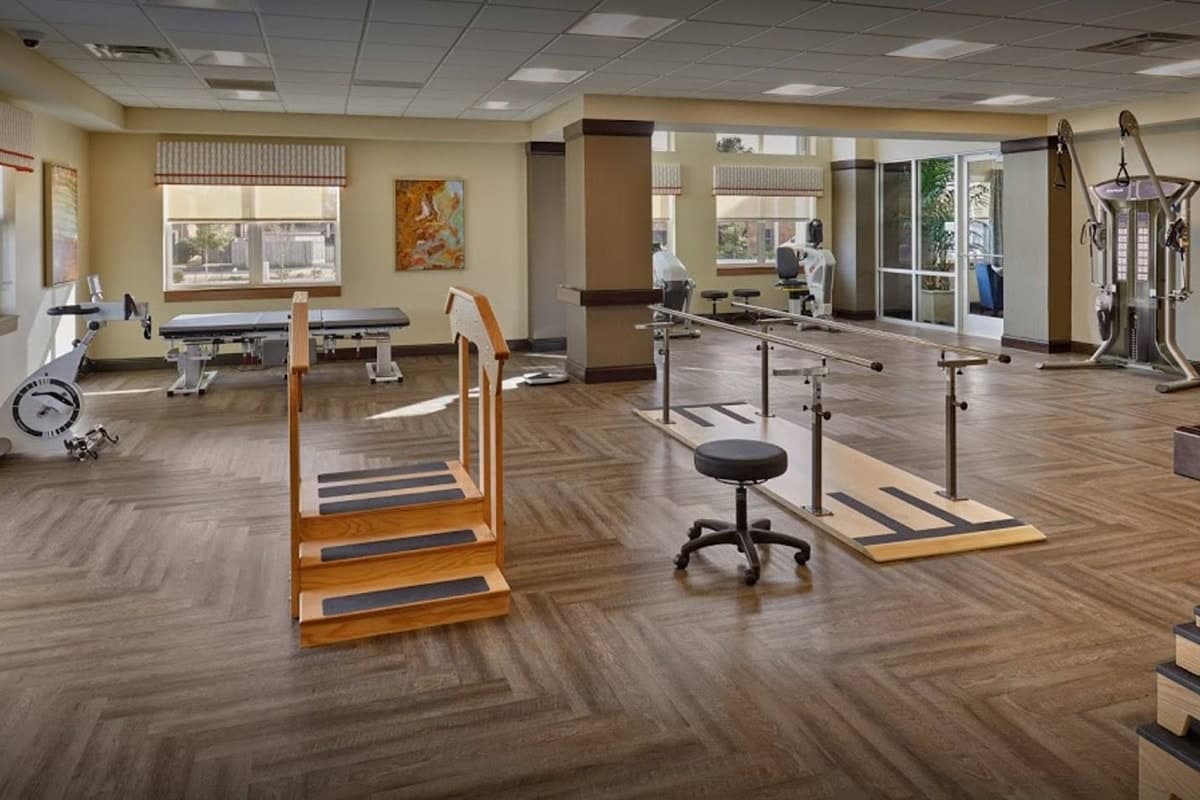 HOUSTON TRANSITIONAL CARE photo 6