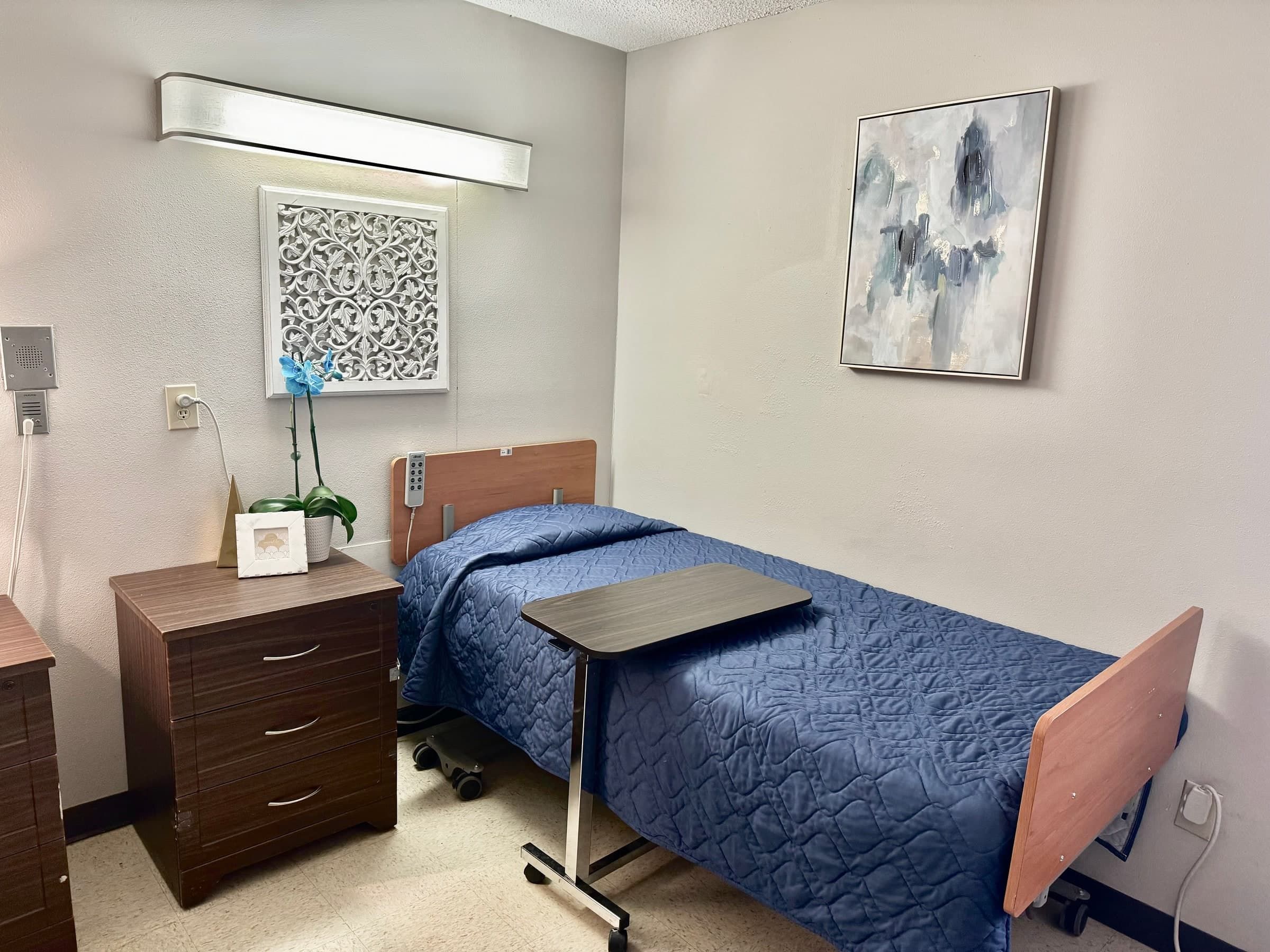 LUBBOCK HEALTH CARE CENTER photo 3