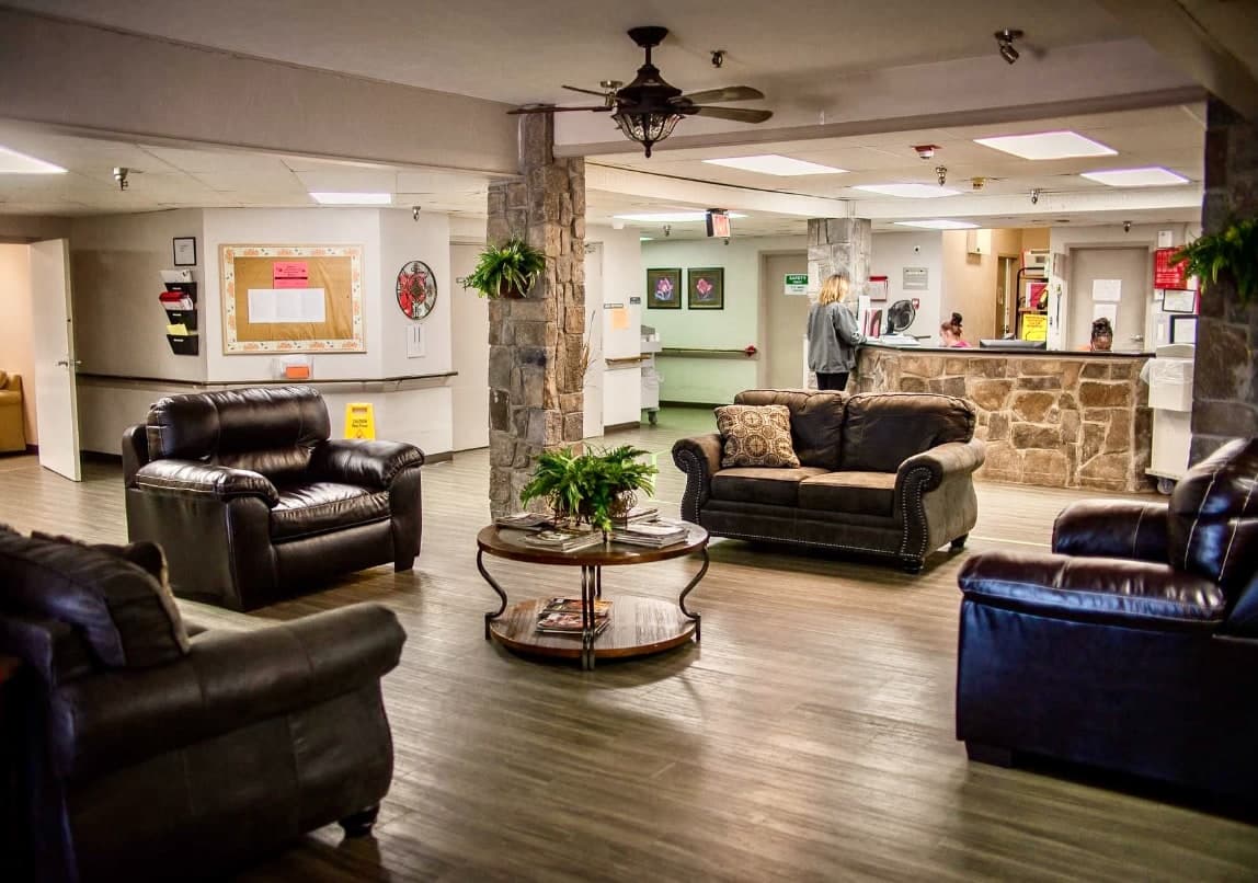 GREENBRIER NURSING & REHABILITATION CENTER OF PALESTINE photo 2