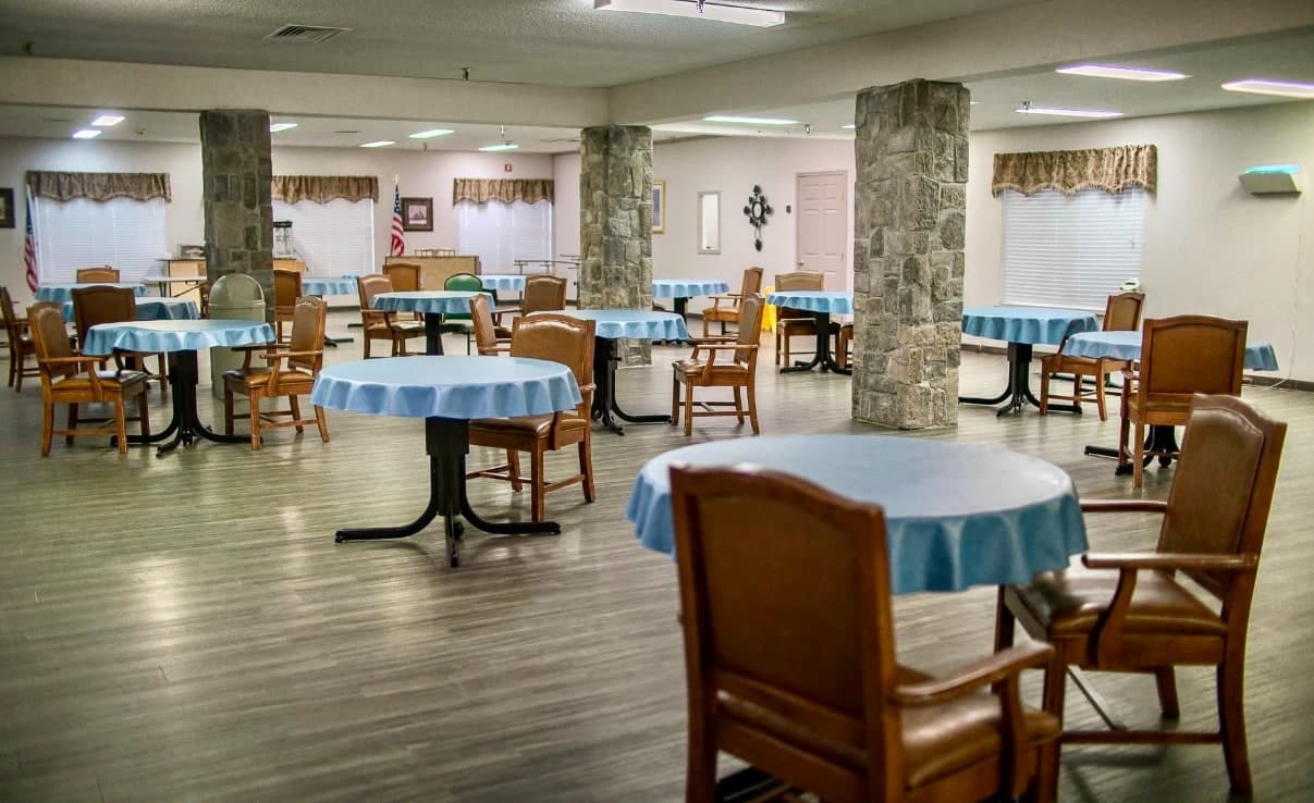 GREENBRIER NURSING & REHABILITATION CENTER OF PALESTINE photo 3